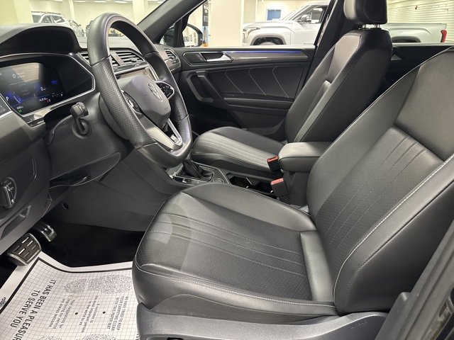 Used 2024 Volkswagen Tiguan SE R-Line image 22