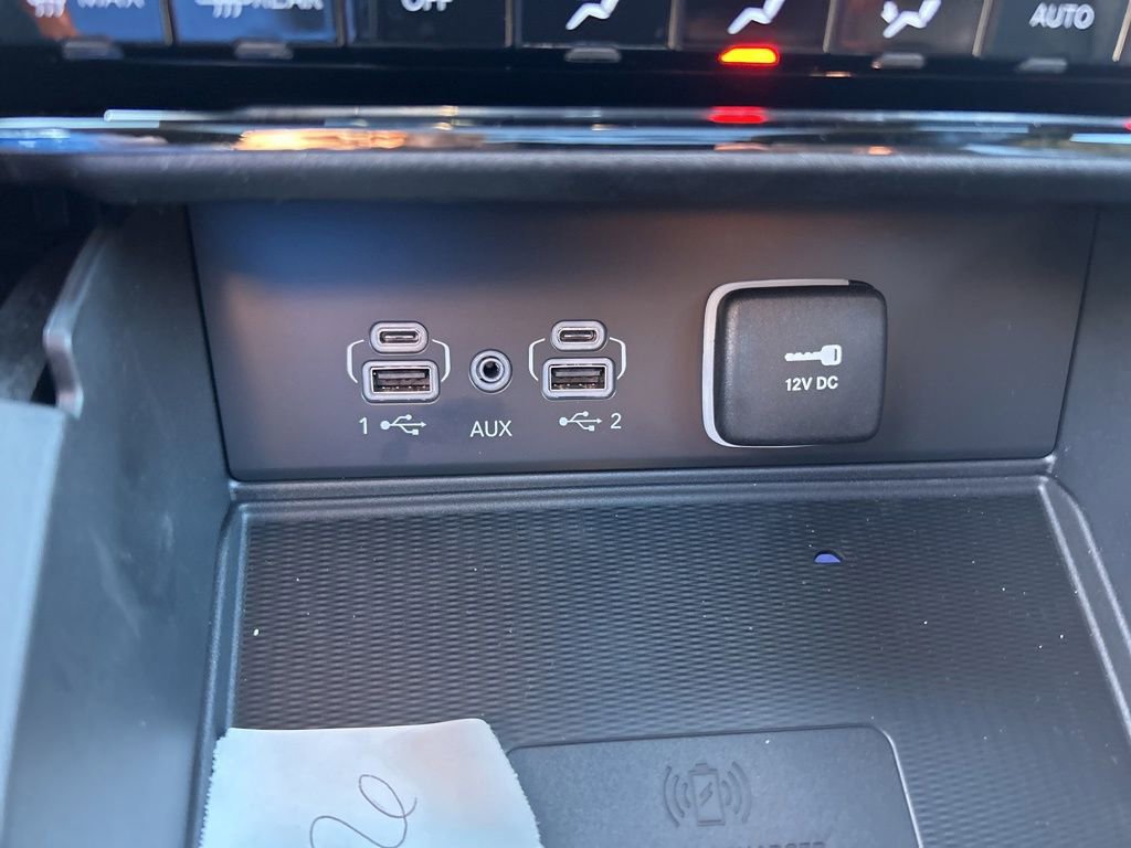 New 2025 Jeep Grand Cherokee Overland image 43