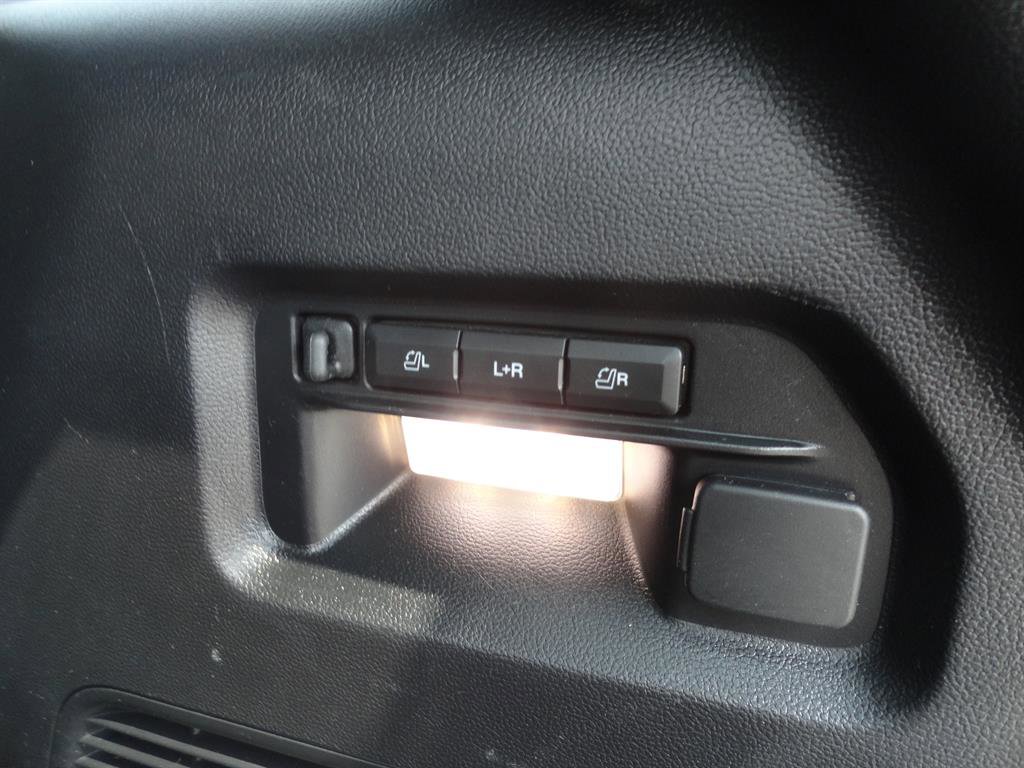 Used 2022 Ford Explorer Limited w/ Equipment Group 301A image 25