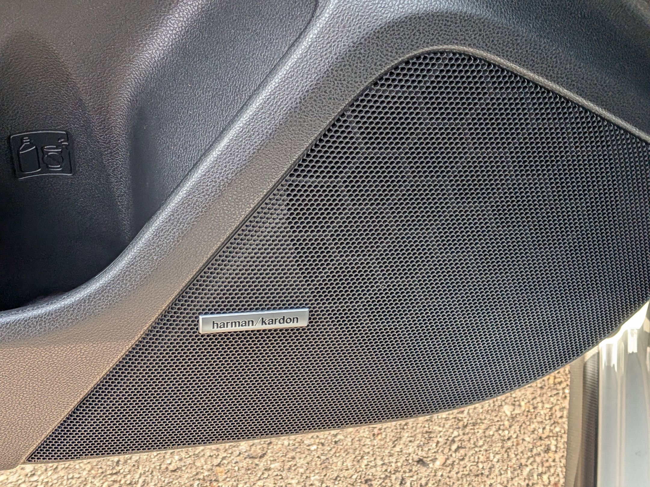 Certified 2025 Subaru Crosstrek 2.5i Limited w/ Crosstrek Mirror Package image 10