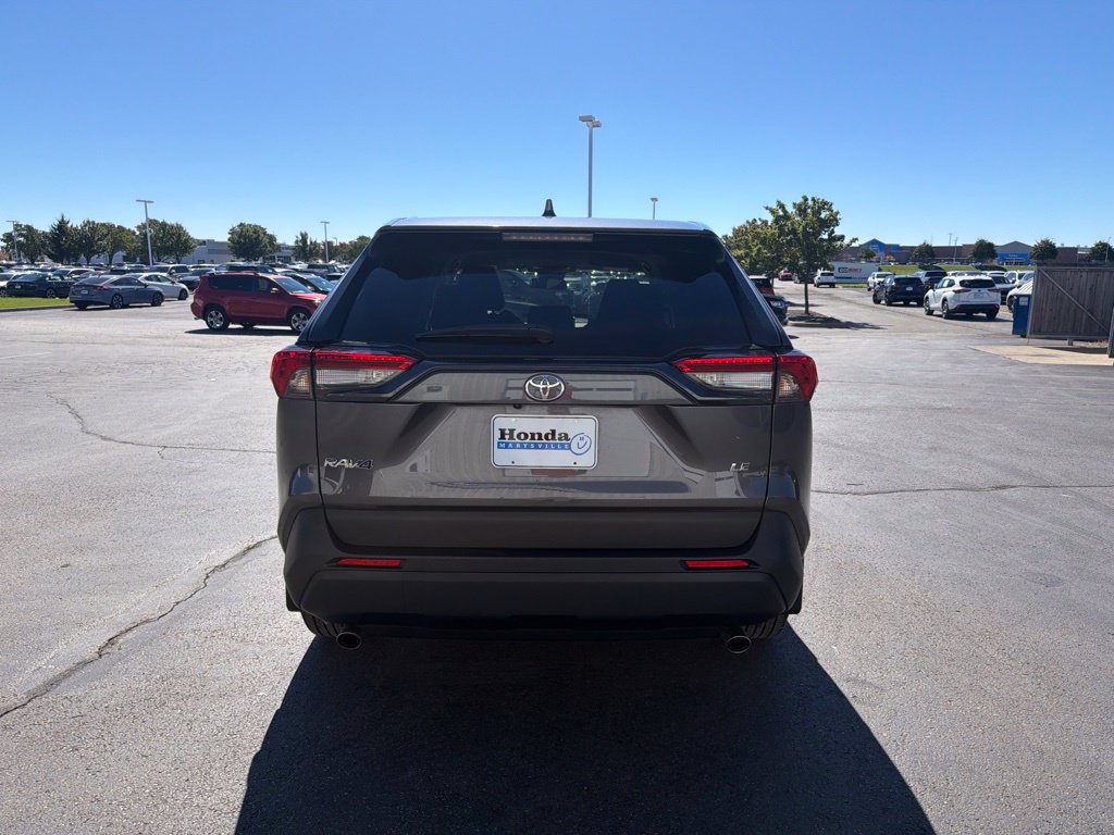 Used 2024 Toyota RAV4 LE FWD image 6
