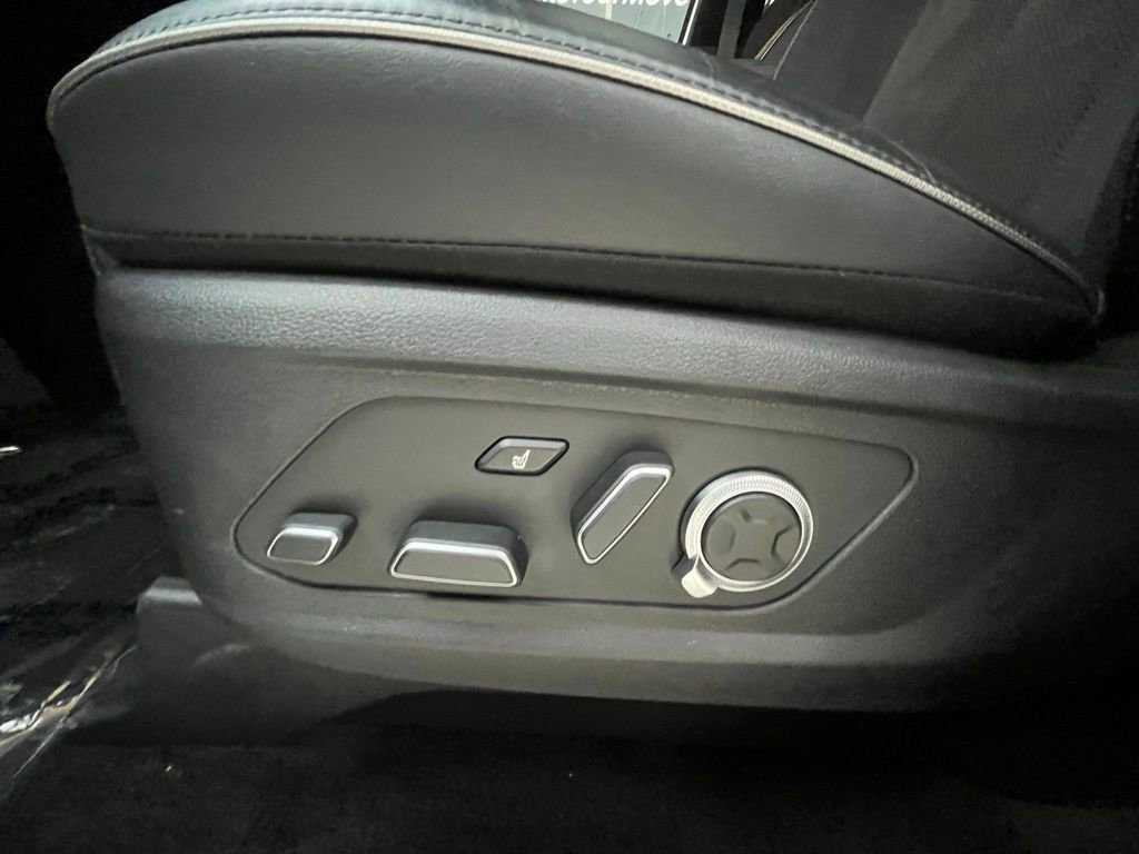 Used 2025 Hyundai Palisade Calligraphy image 27