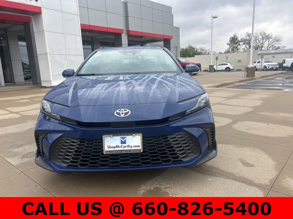 New 2026 Toyota Camry SE image 3