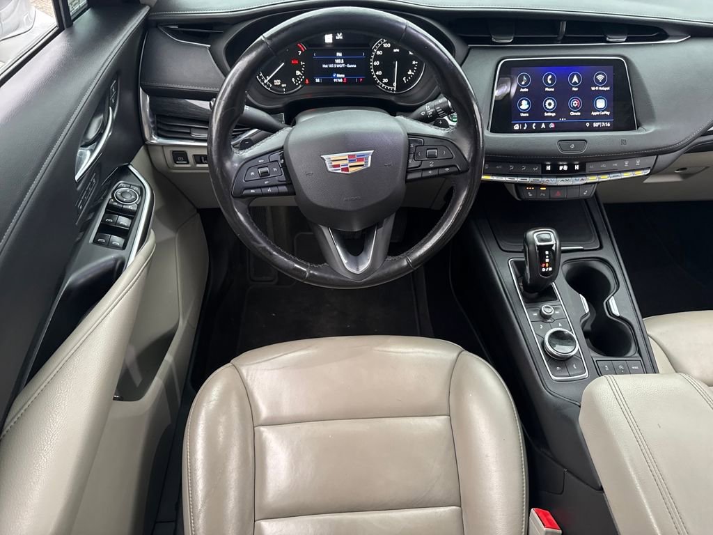 Used 2019 Cadillac XT4 Premium Luxury w/ Cold Weather Package image 17