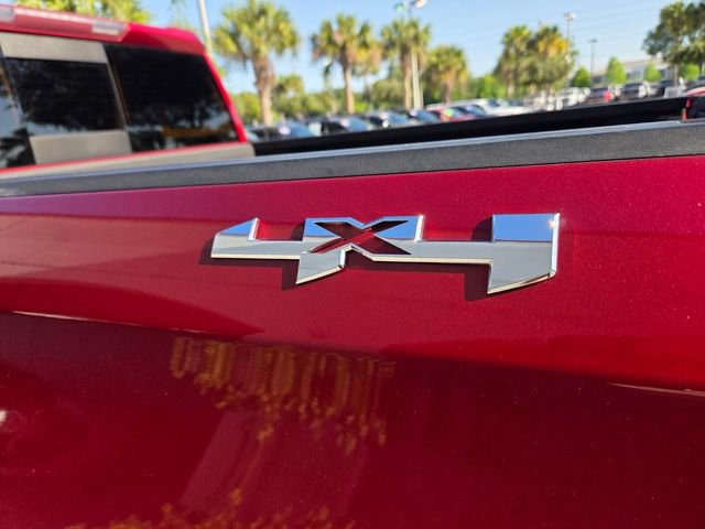 Used 2020 GMC Sierra 1500 SLT w/ SLT Premium Plus Package AWD/4WD image 11