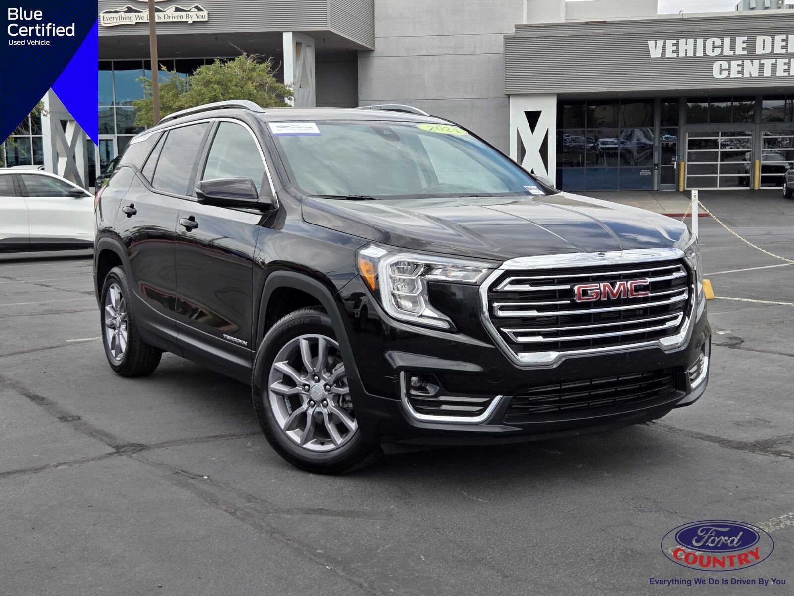 Used 2024 GMC Terrain SLT FWD video 1