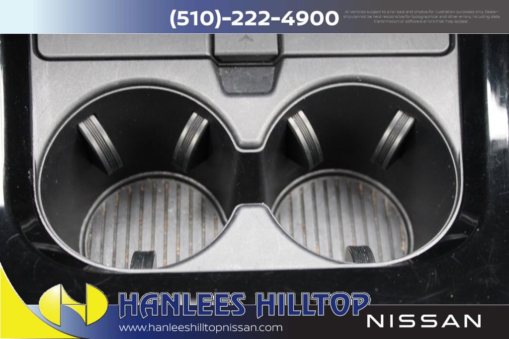 Used 2024 Toyota Prius LE image 19