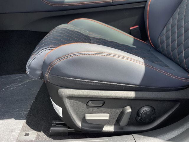 New 2026 Genesis G70 3.3T Prestige AWD/4WD image 36