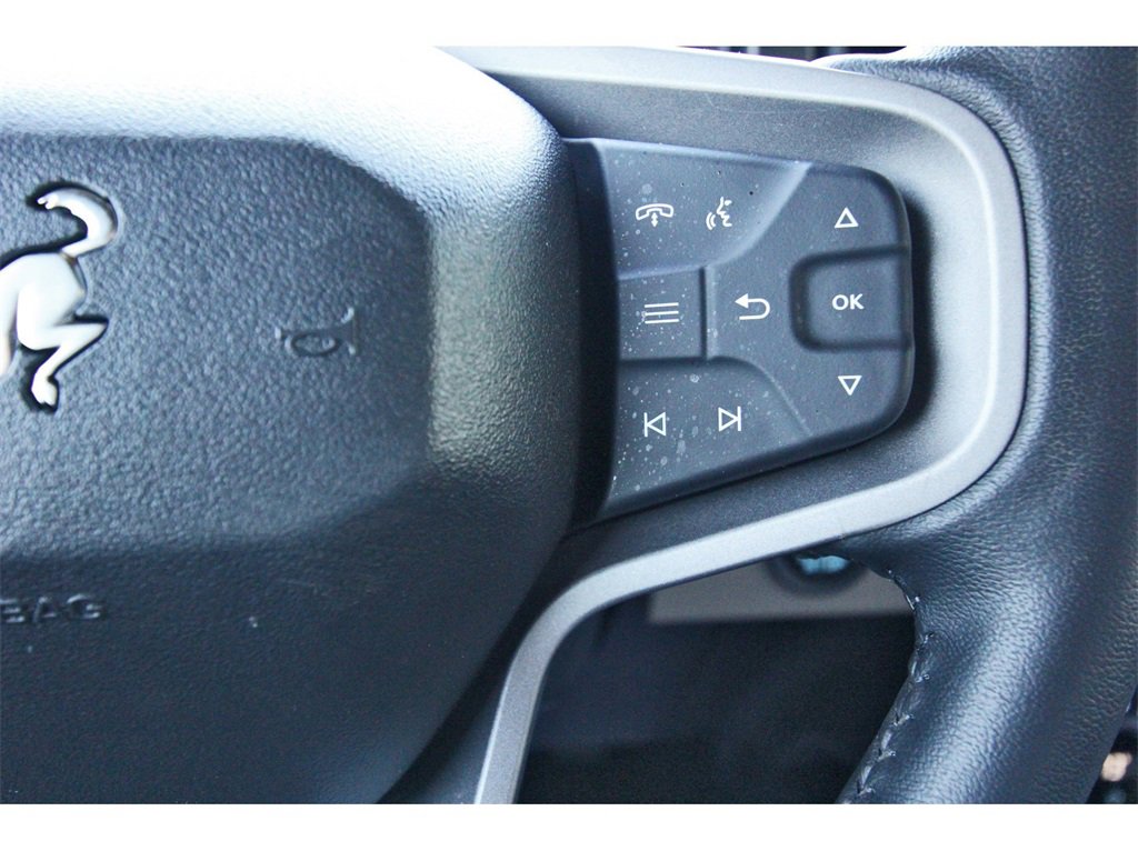 Used 2023 Ford Bronco Wildtrak image 12