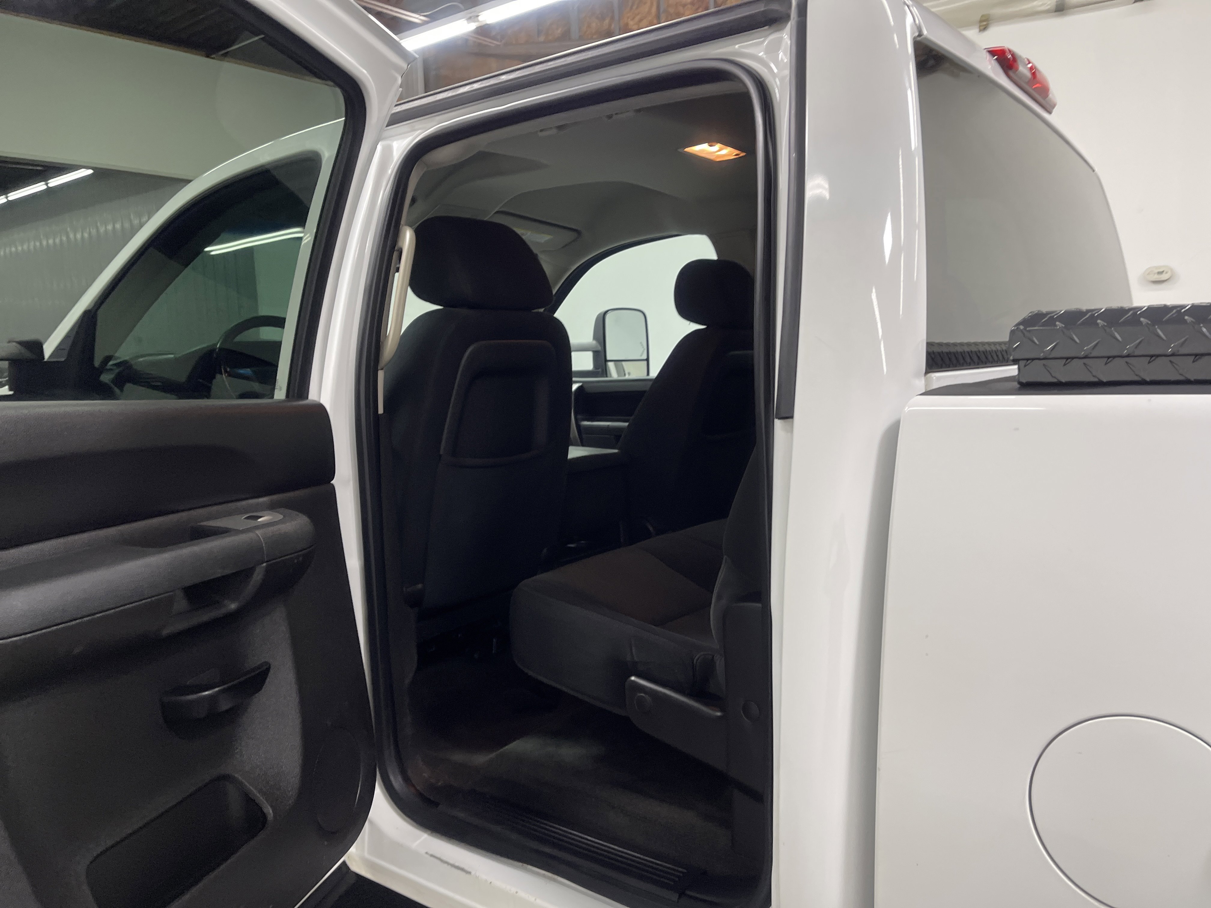 Used 2012 Chevrolet Silverado 2500 LT w/ Convenience Package image 13