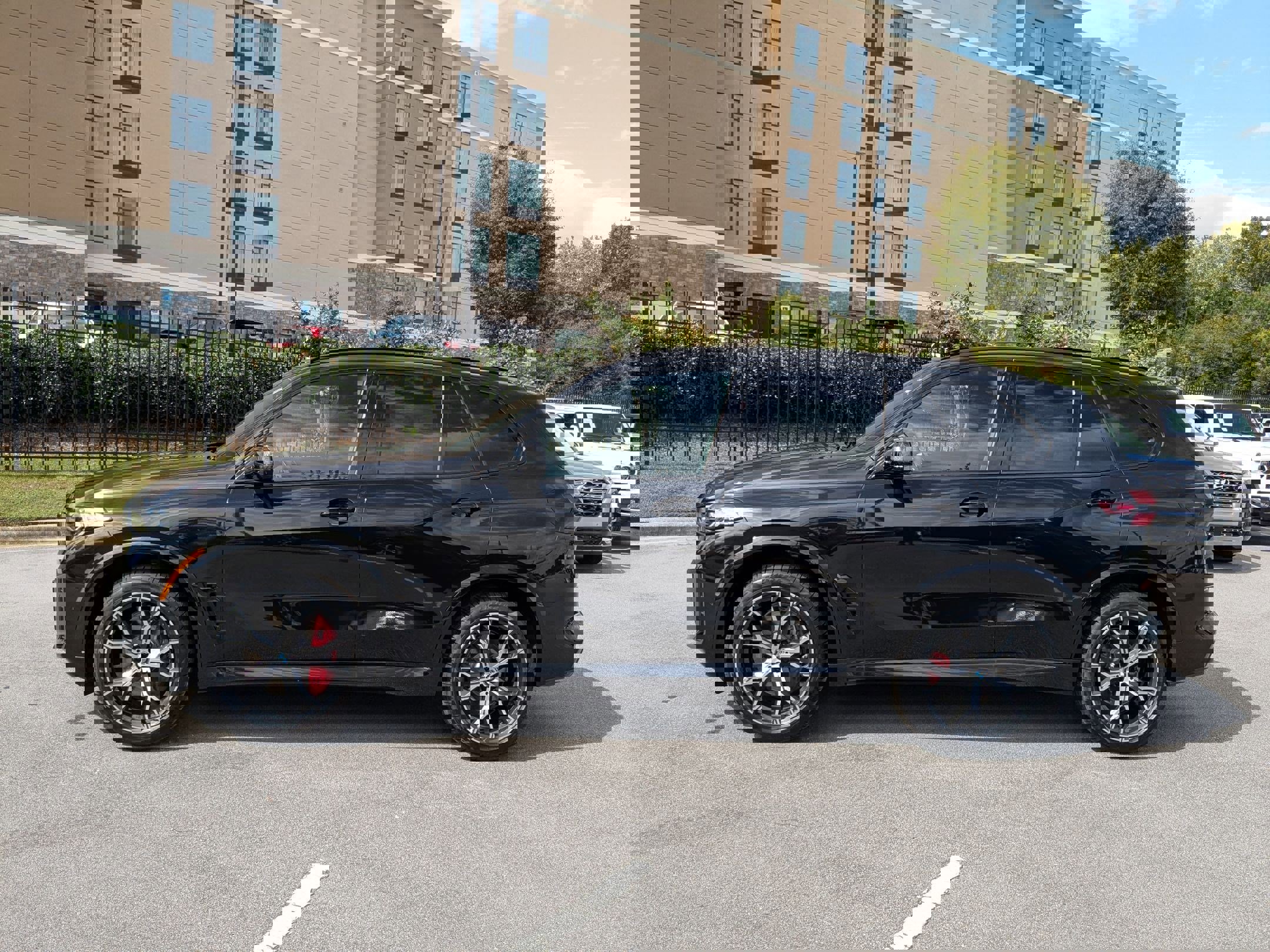 New 2026 BMW X5 xDrive40i w/ M Sport Package image 6