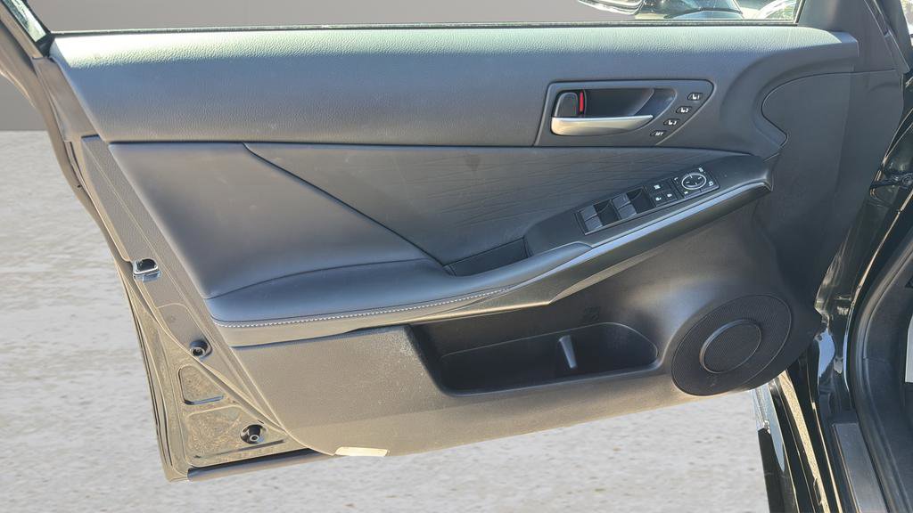 Used 2025 Lexus IS 350 F Sport w/ Navigation Package image 9