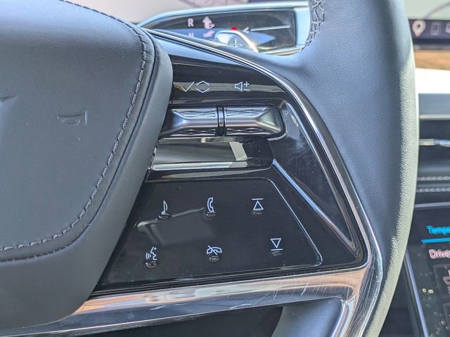 Certified 2025 Cadillac Escalade Sport Platinum w/ LPO, ONYX Package image 28