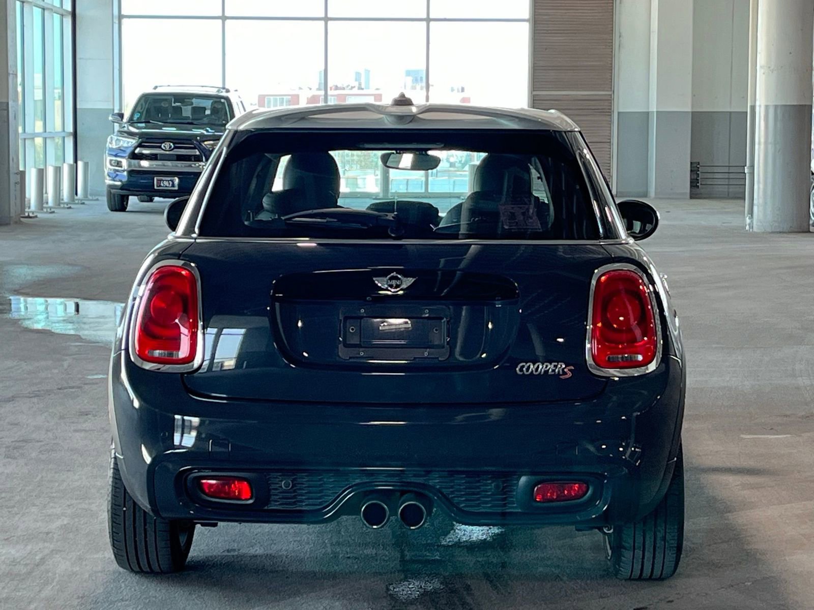 Used 2017 MINI Cooper S image 9