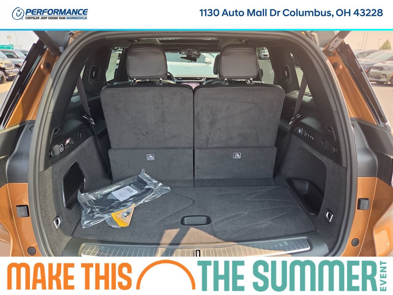 New 2026 Jeep Grand Cherokee L Summit w/ Obsidian Package AWD/4WD image 13