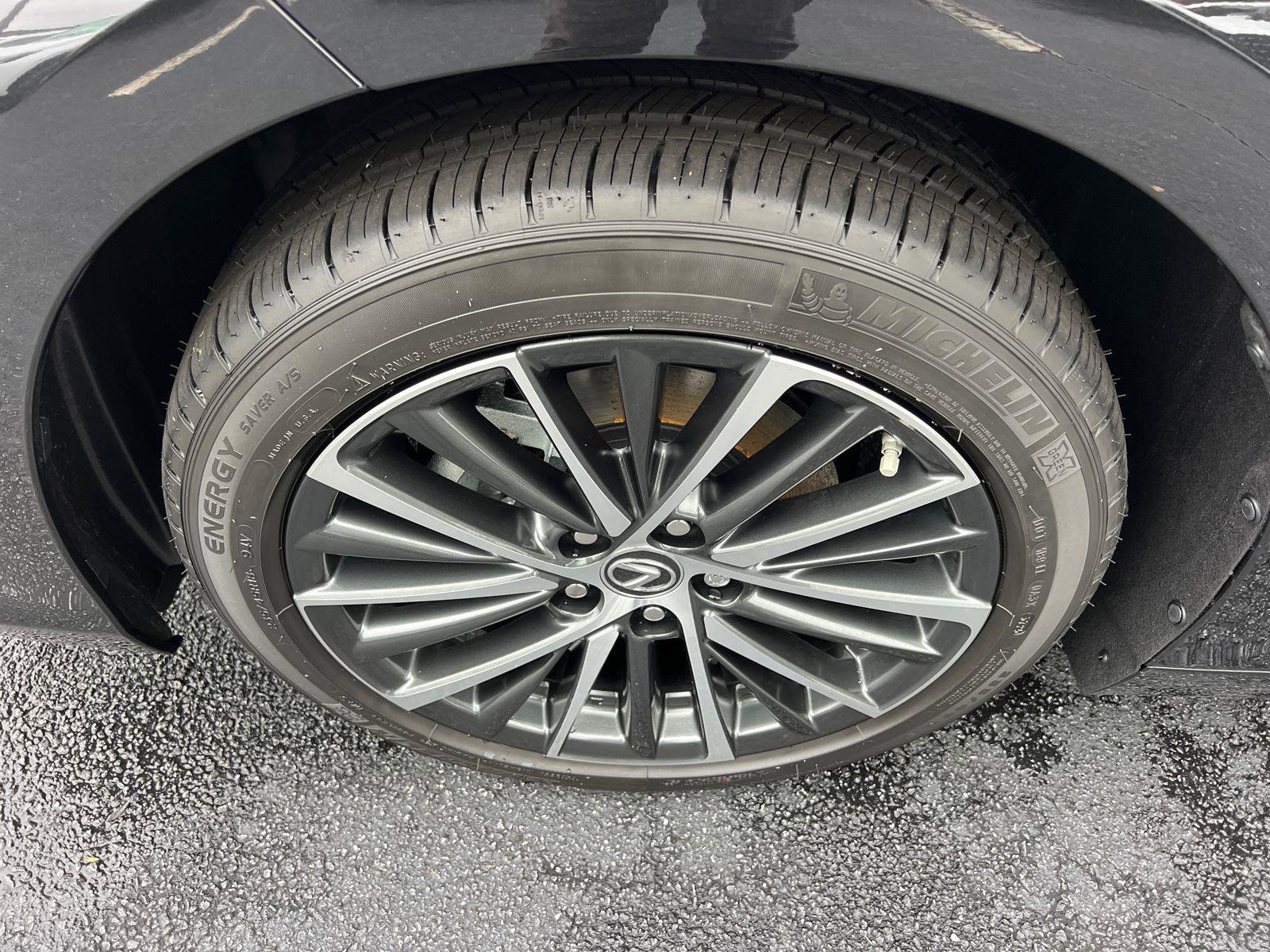 New 2025 Lexus ES 350 w/ Premium Package image 12