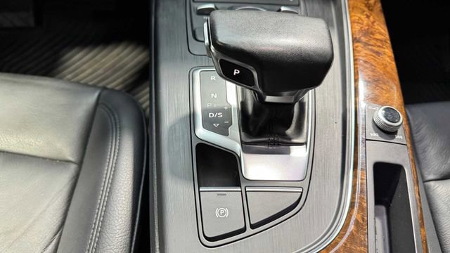 Used 2019 Audi A4 2.0T Premium w/ Convenience Package image 20