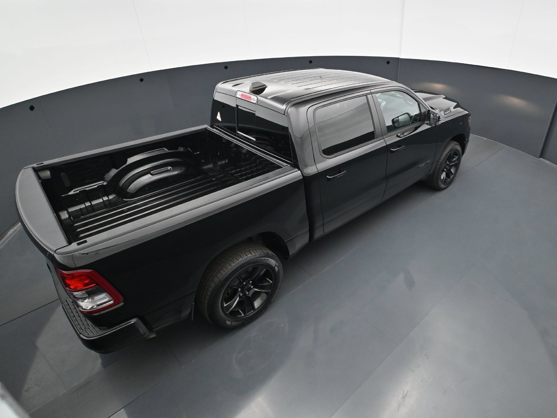 Used 2023 RAM 1500 Big Horn AWD/4WD image 40