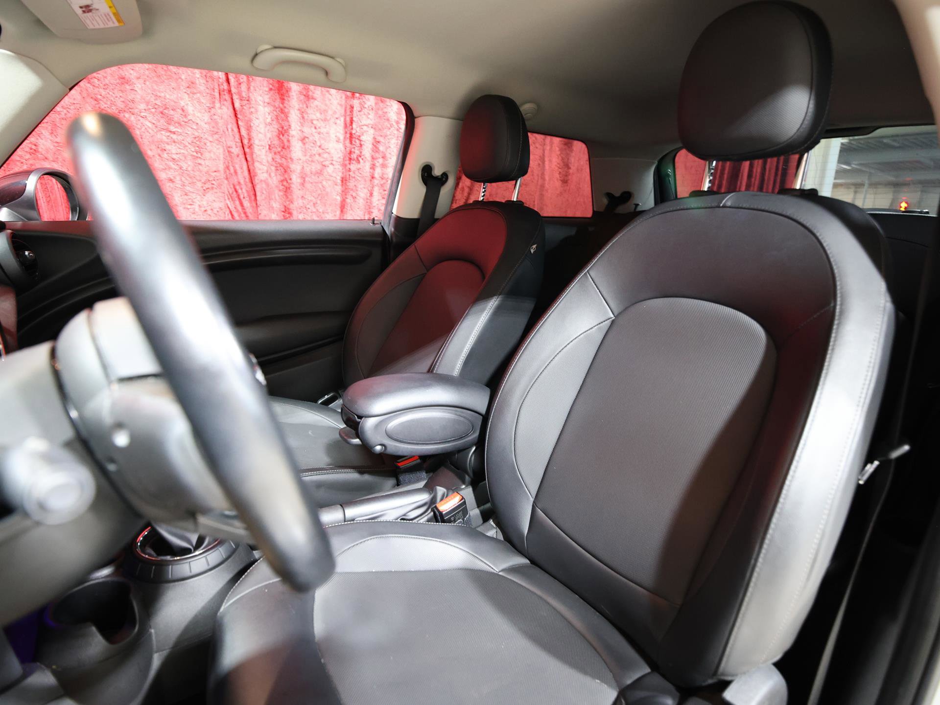 Used 2015 MINI Cooper 2-Door Hardtop image 13