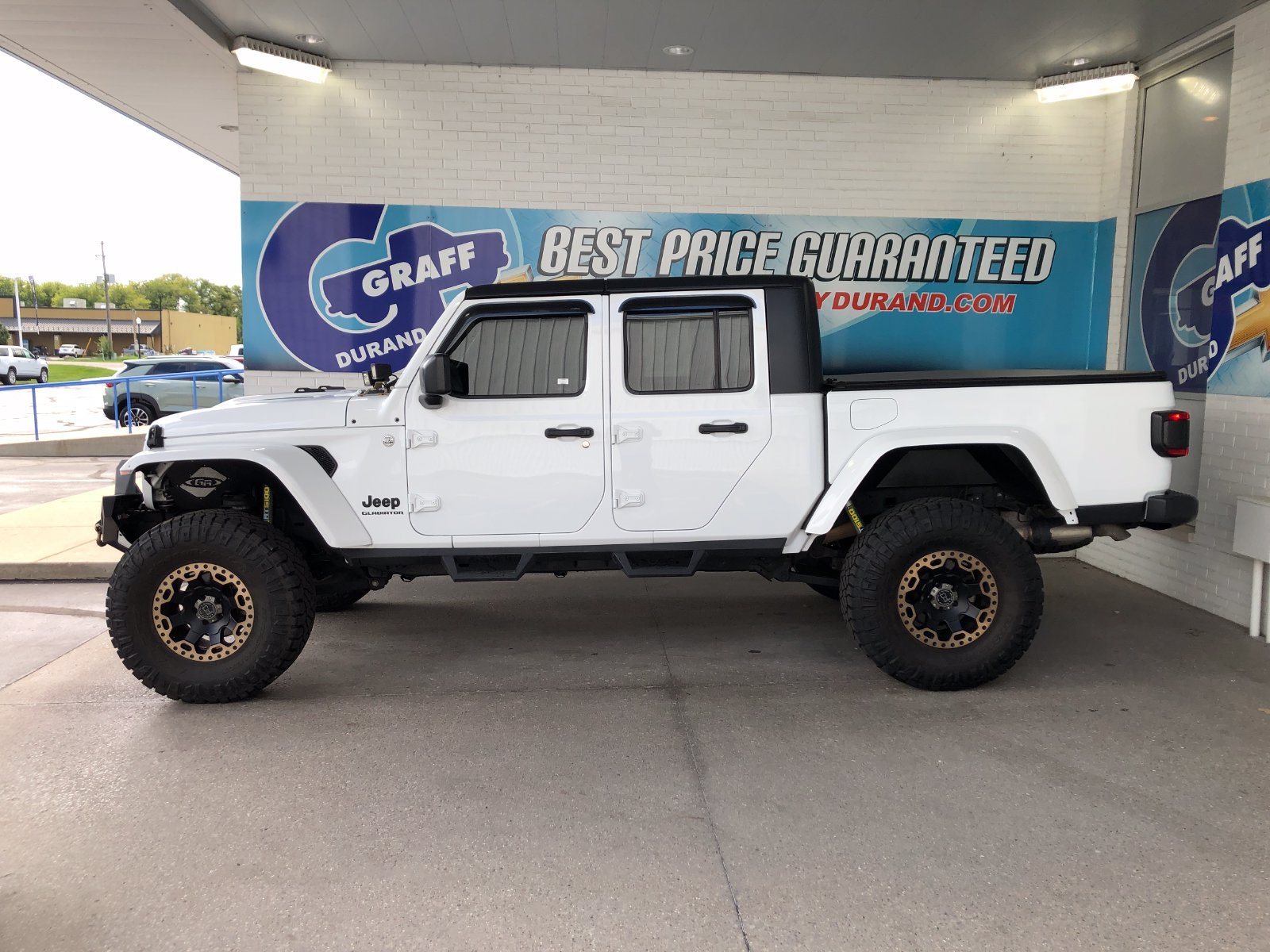Used 2021 Jeep Gladiator Sport AWD/4WD image 5