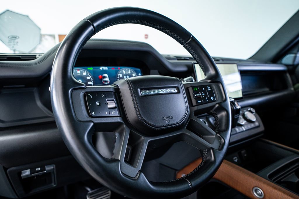 Used 2022 Land Rover Defender 90 X image 34