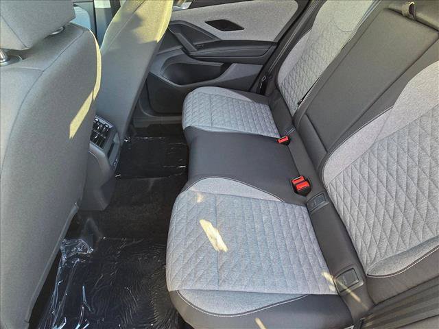 Used 2026 Volkswagen Tiguan S FWD image 15