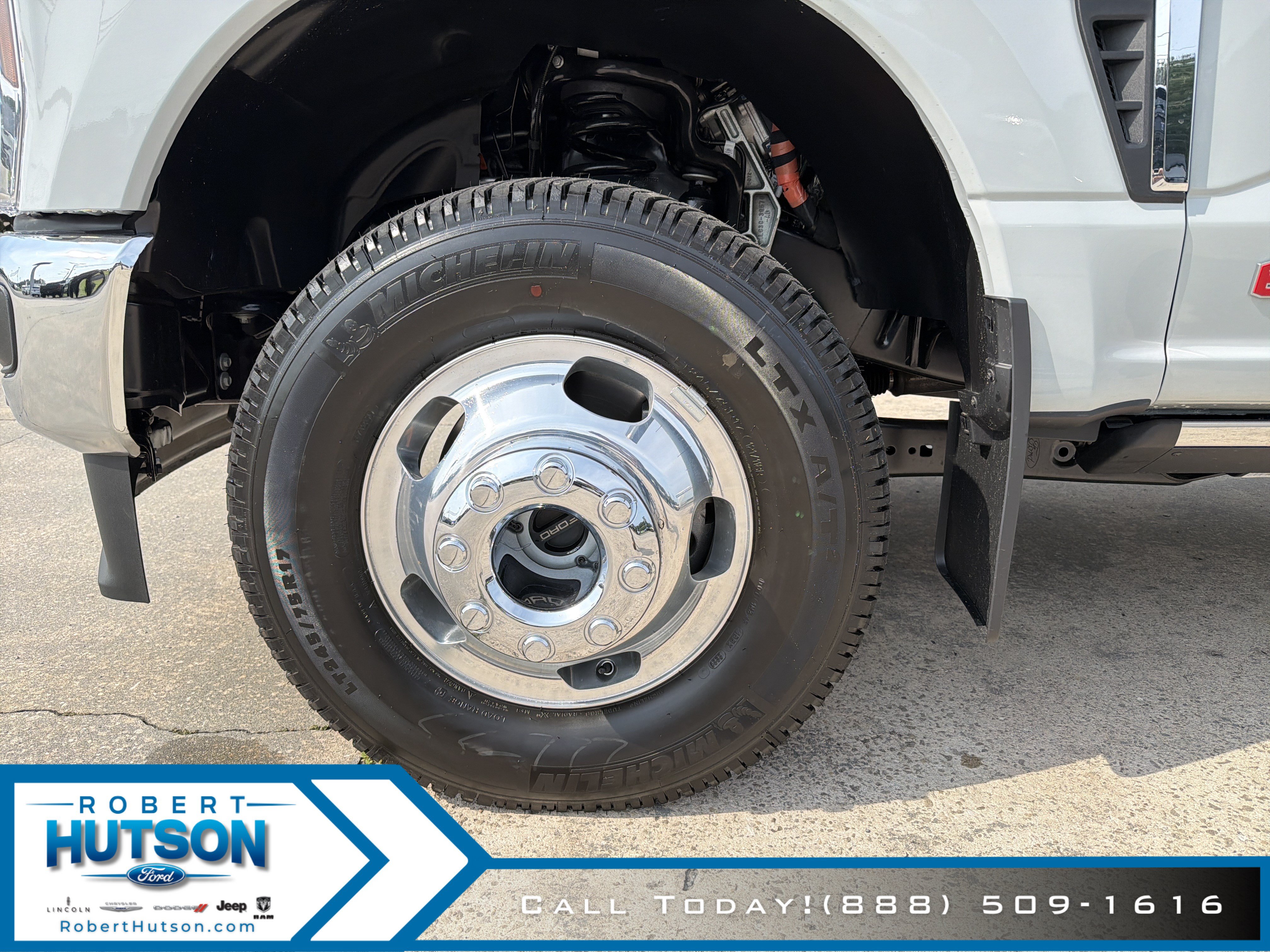 New 2026 Ford F350 Lariat w/ Lariat Ultimate Package AWD/4WD image 9