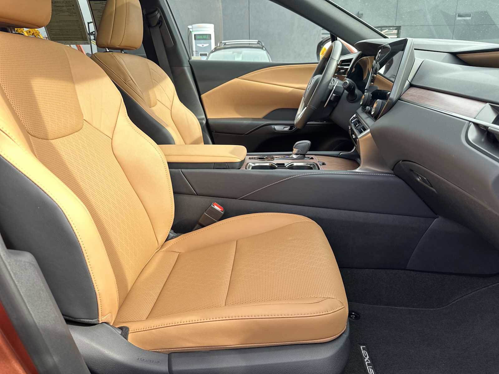 Used 2025 Lexus RX 350 Premium Plus w/ Convenience Package image 25