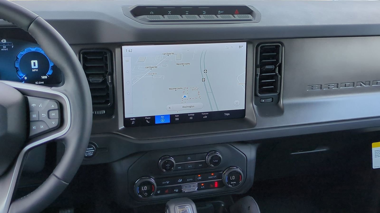 New 2025 Ford Bronco Badlands image 49