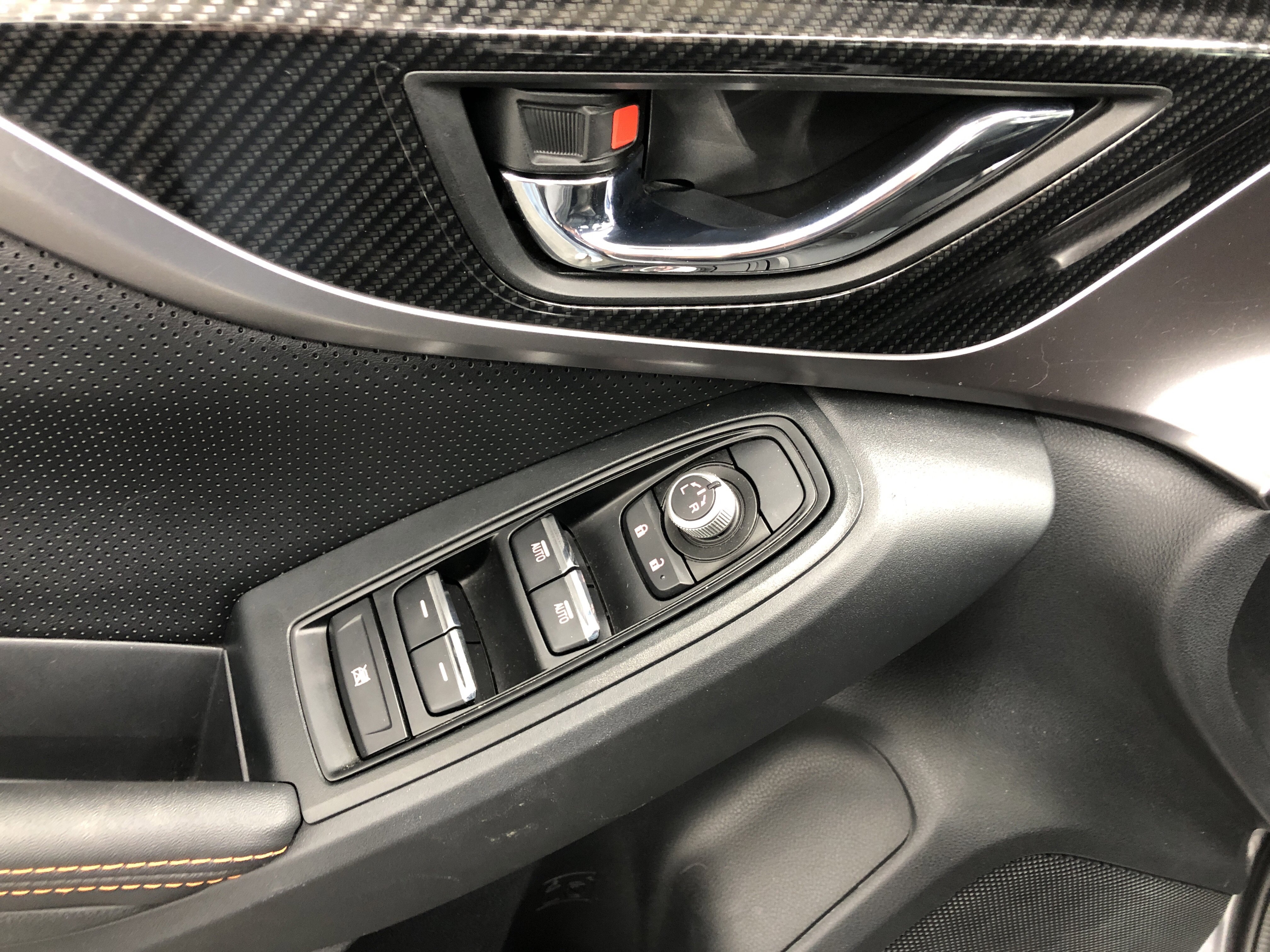 Used 2020 Subaru Crosstrek 2.0i Limited w/ Moonroof Package w/Navigation image 15