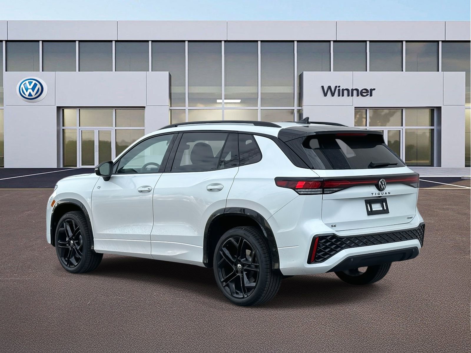 New 2026 Volkswagen Tiguan SE R-Line video 3