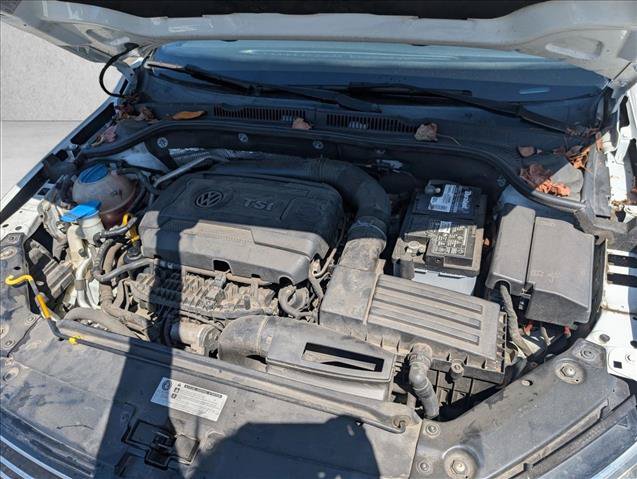 Used 2016 Volkswagen Jetta Sport FWD image 19