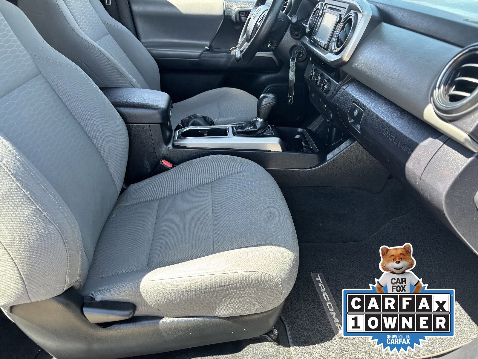 Used 2016 Toyota Tacoma SR5 w/ Towing Package RWD image 12