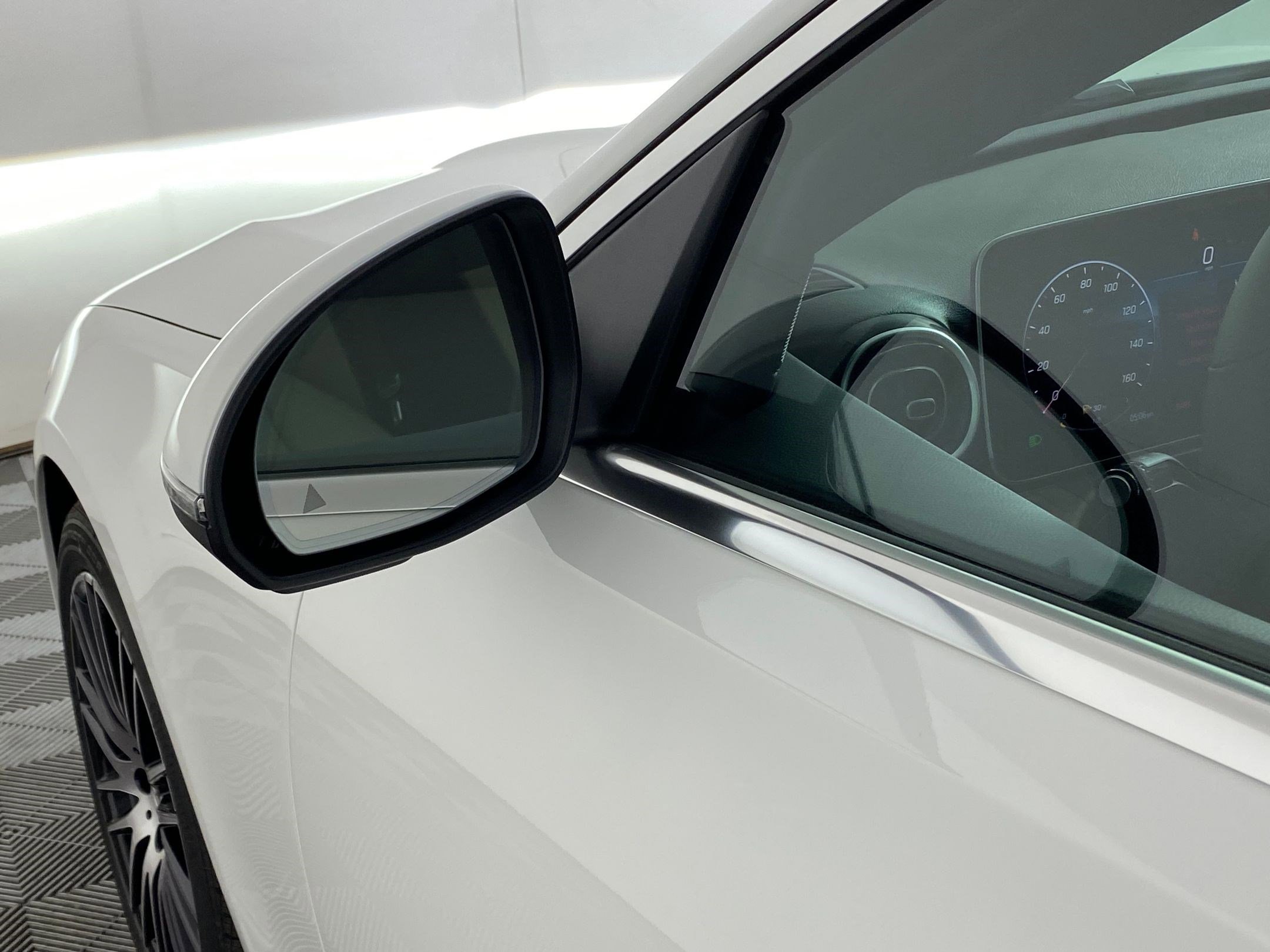 Used 2025 Mercedes-Benz C 300 4MATIC Sedan image 22