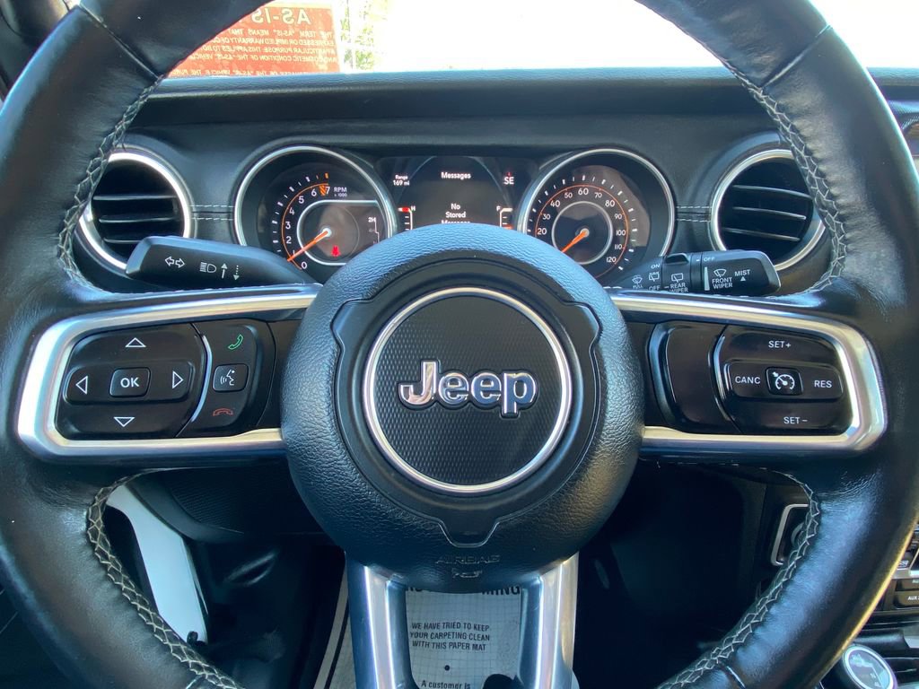 Used 2018 Jeep Wrangler Unlimited Sahara AWD/4WD image 27