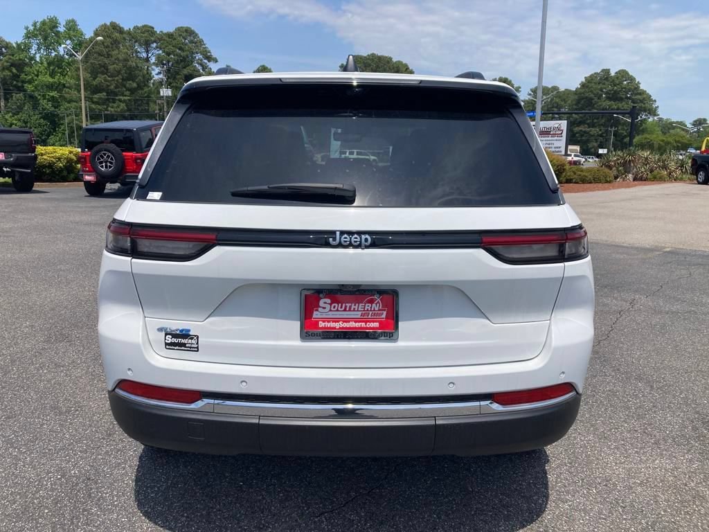 New 2024 Jeep Grand Cherokee Limited 4xe AWD/4WD image 4
