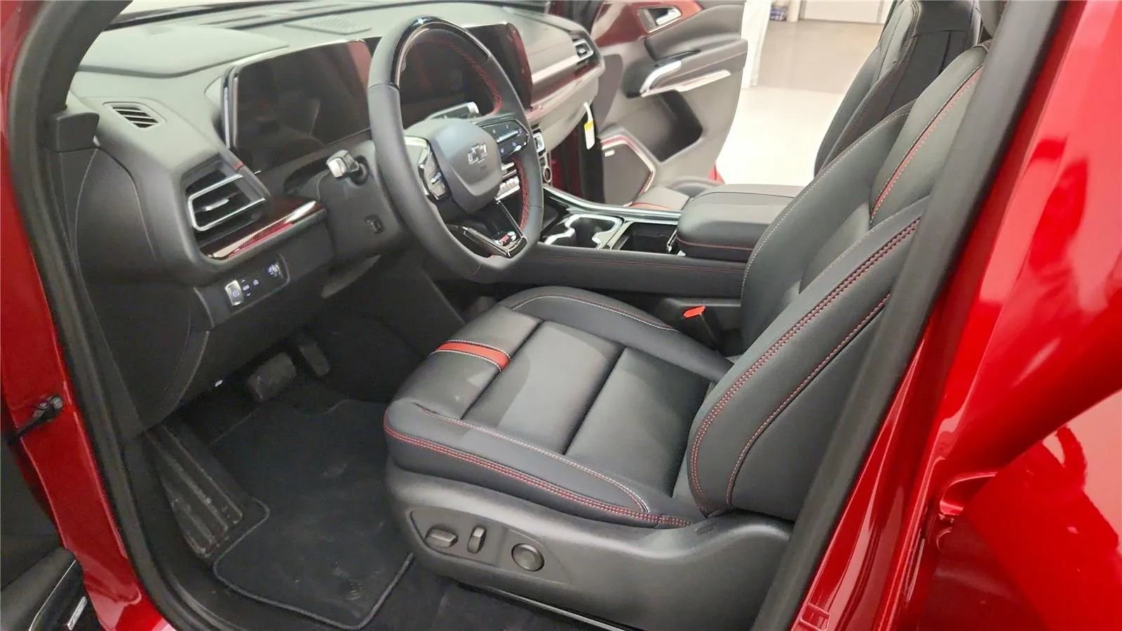 New 2026 Chevrolet Traverse RS FWD image 21