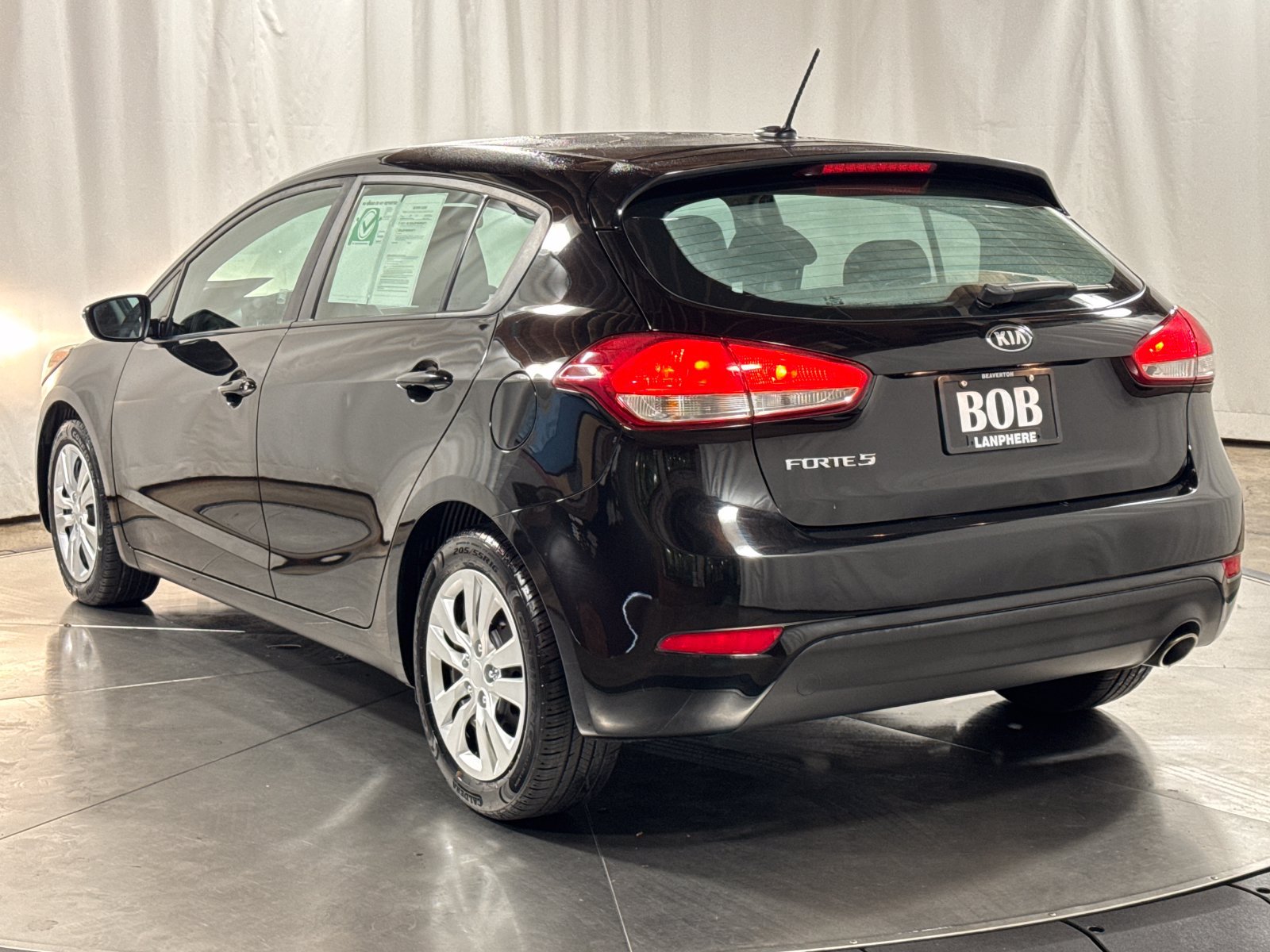 Used 2016 Kia Forte LX FWD image 9