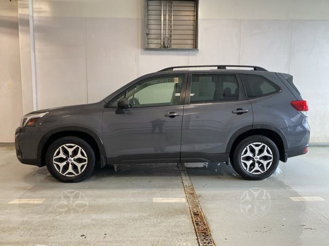 Used 2021 Subaru Forester Premium image 8