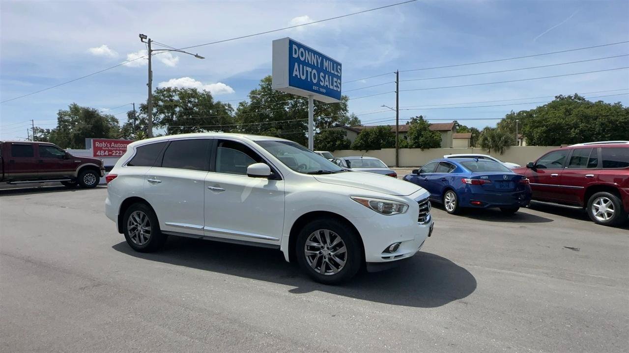Used 2013 INFINITI JX35 AWD w/ Premium Pkg image 7