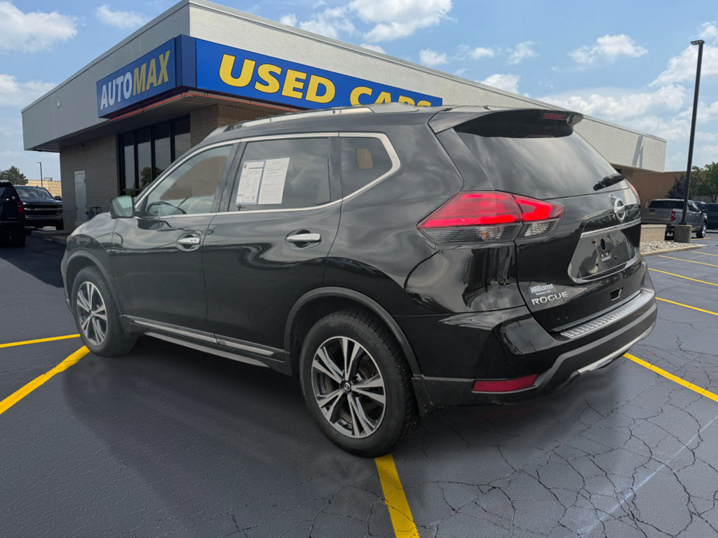 Used 2017 Nissan Rogue SL w/ SL Premium Package AWD/4WD image 7