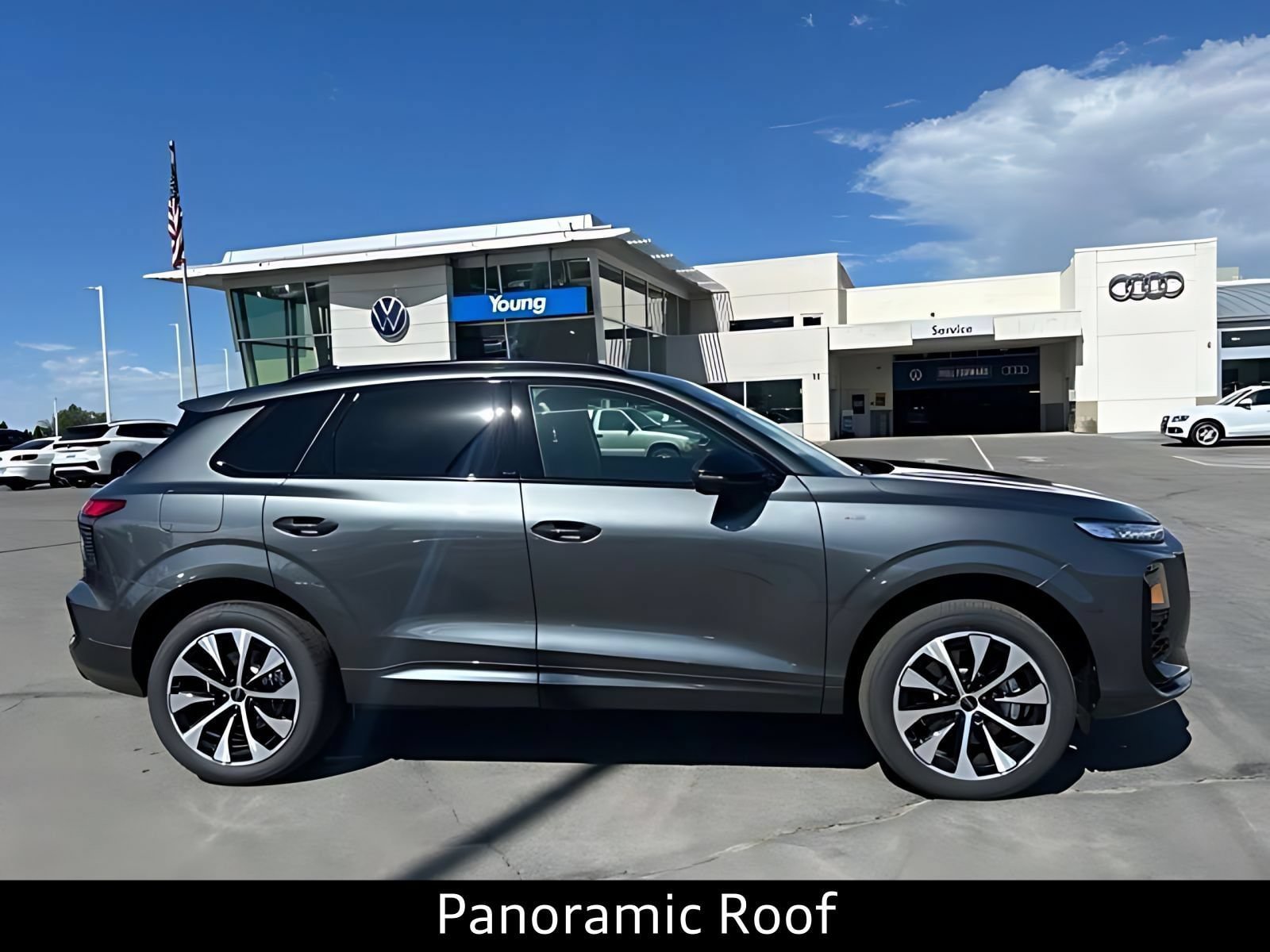 New 2026 Audi Q3 quattro 2.0T AWD/4WD image 2
