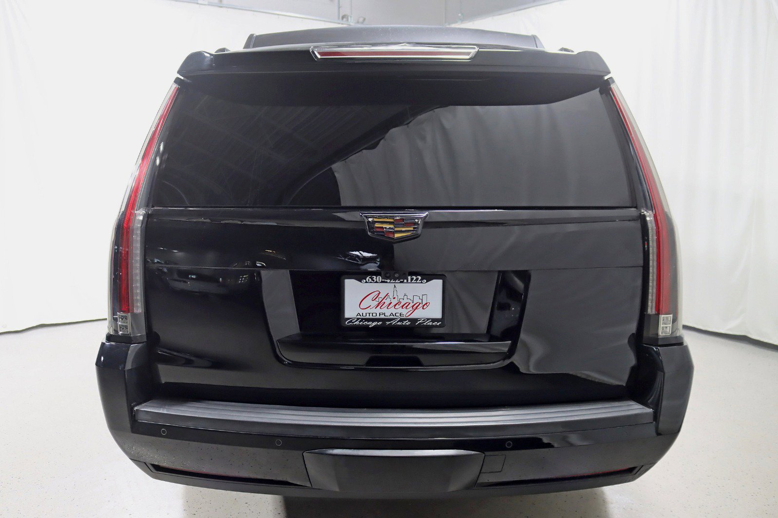 Used 2017 Cadillac Escalade ESV Luxury image 13