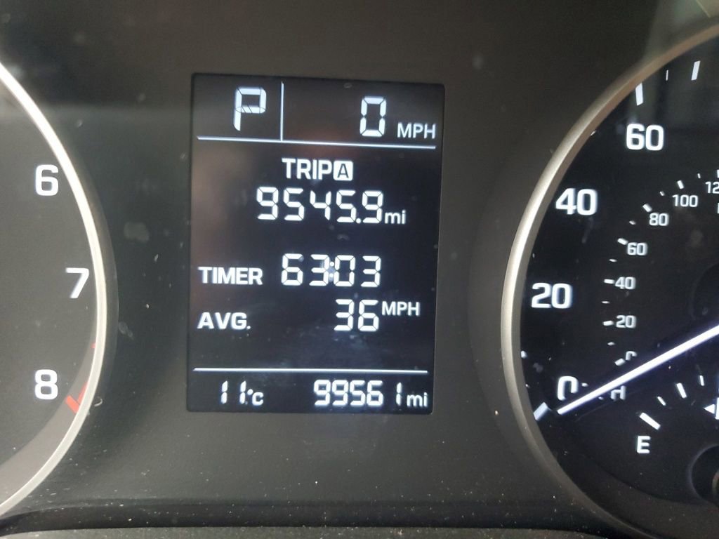 Used 2018 Hyundai Elantra SE image 14