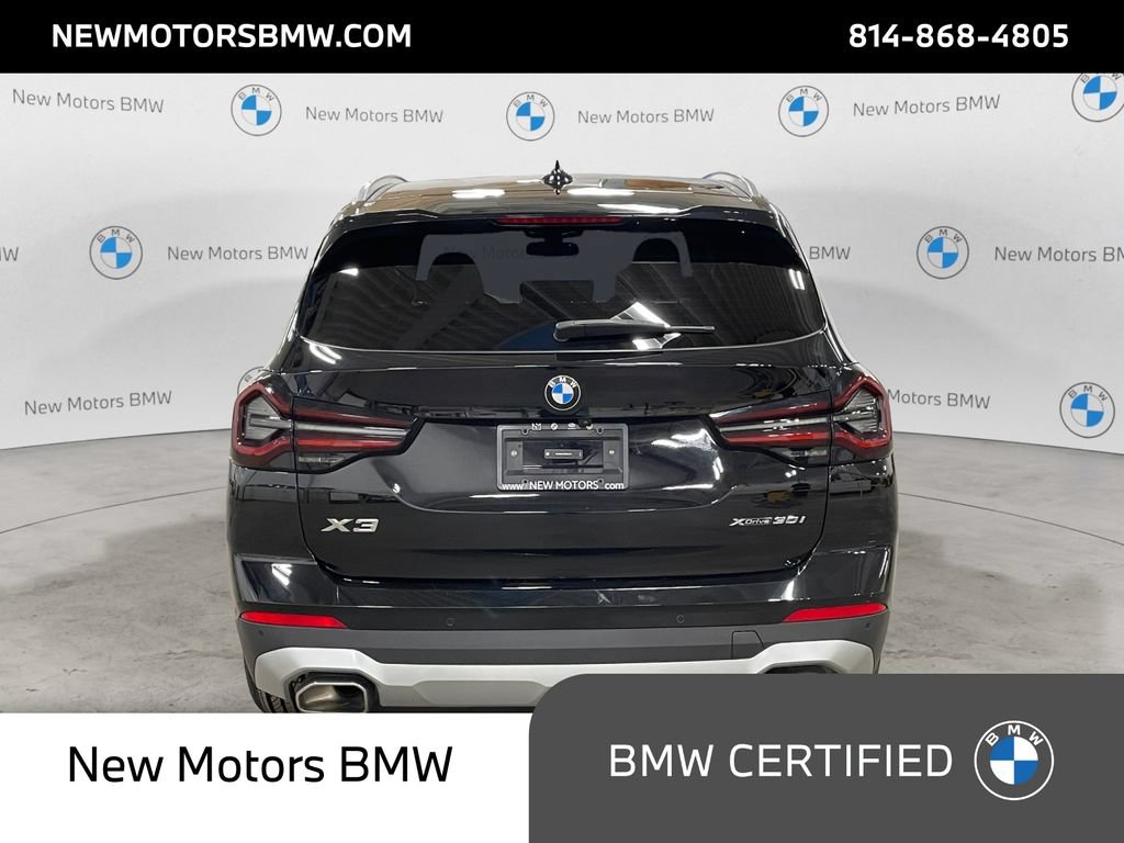 Certified 2024 BMW X3 xDrive30i w/ Premium Package AWD/4WD image 4
