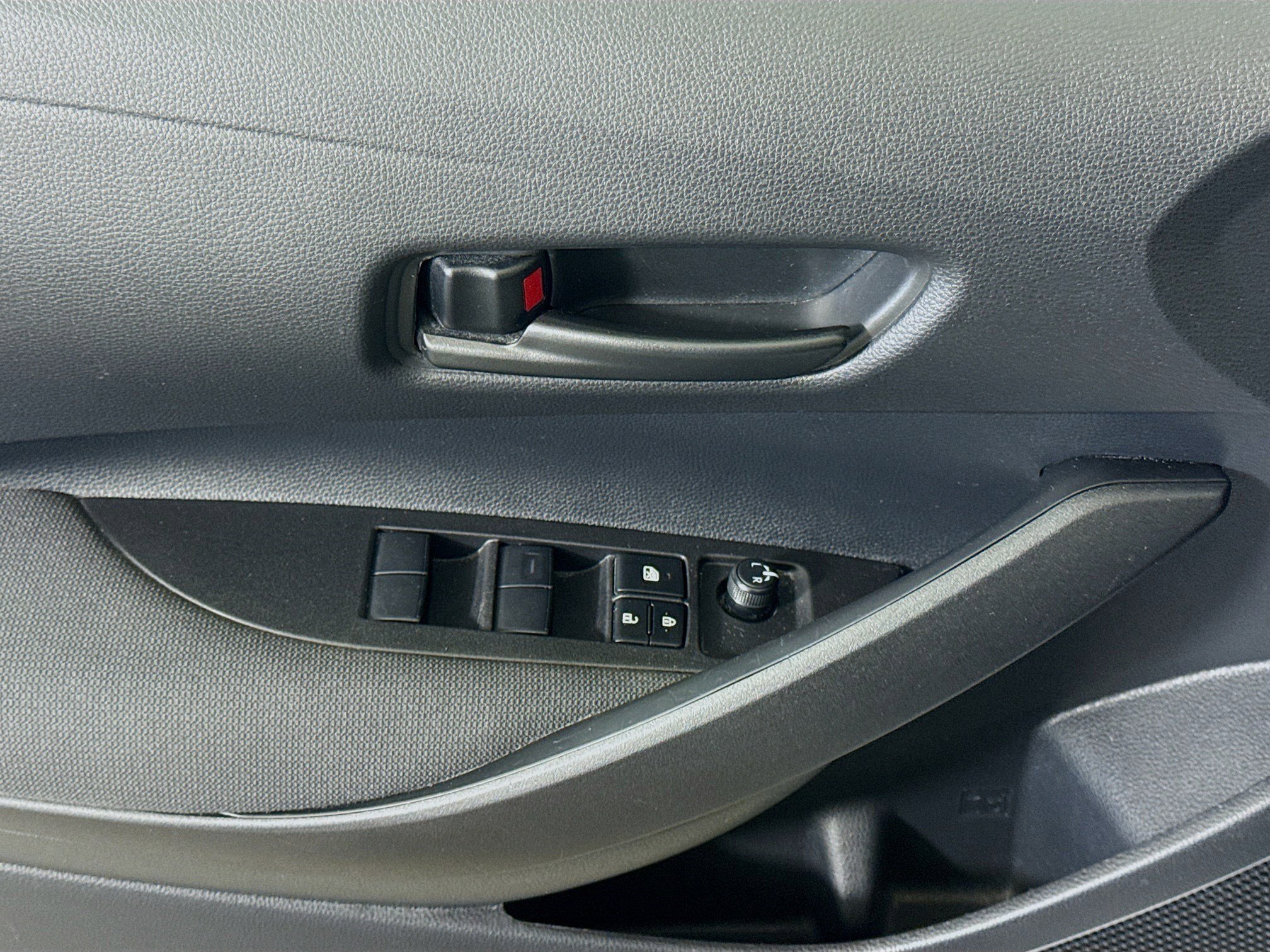 Used 2026 Toyota Corolla LE image 23