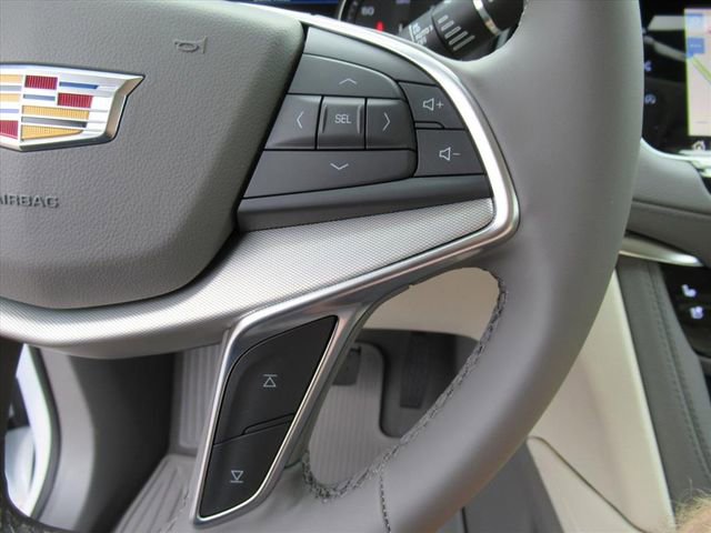 New 2026 Cadillac XT5 Premium Luxury w/ Driver Assist Package FWD image 25