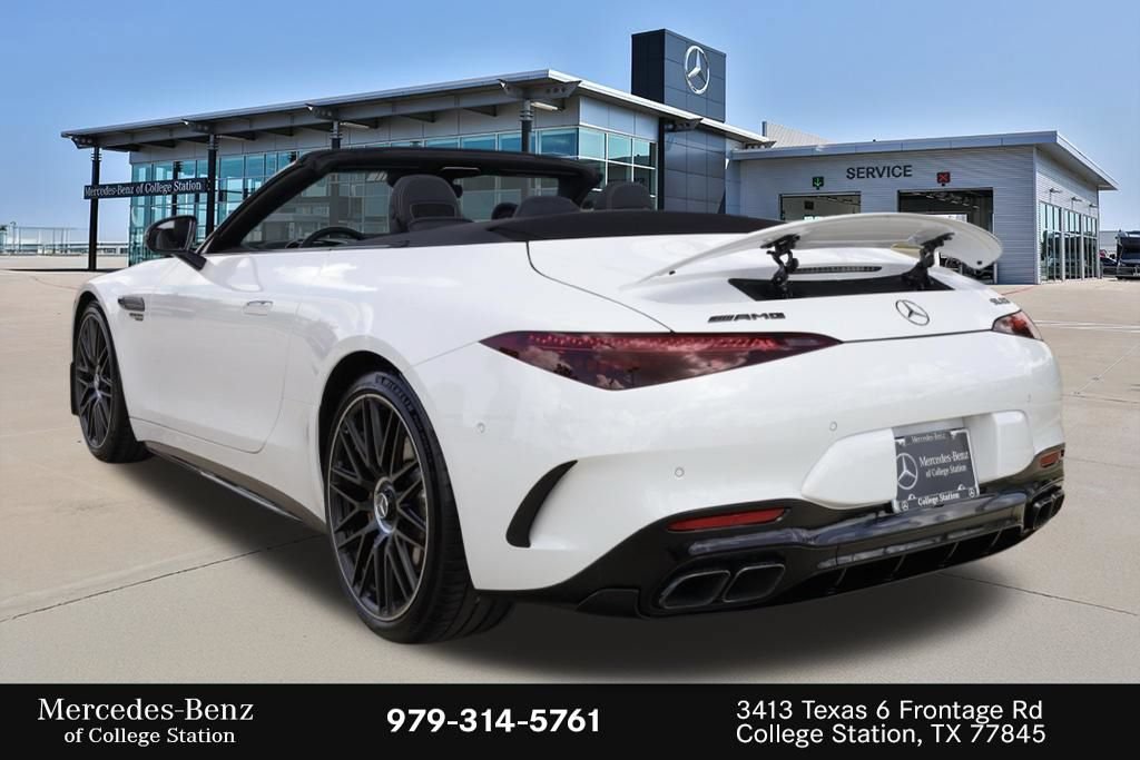 Certified 2022 Mercedes-Benz SL 63 AMG 4MATIC image 15