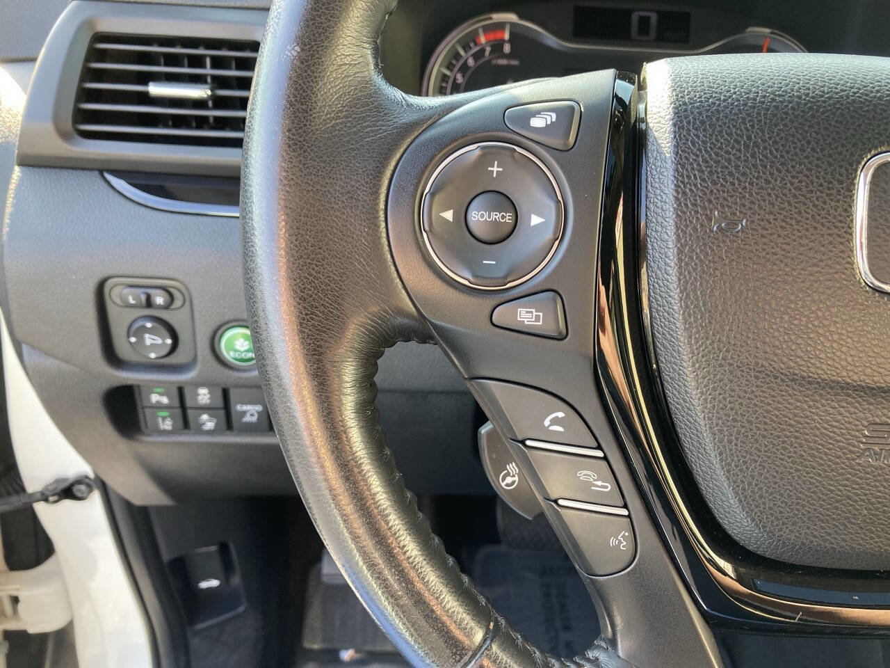 Used 2018 Honda Ridgeline RTL-E image 22