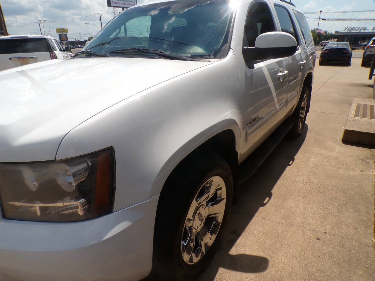 Used 2013 Chevrolet Tahoe LS w/ Convenience Package image 4
